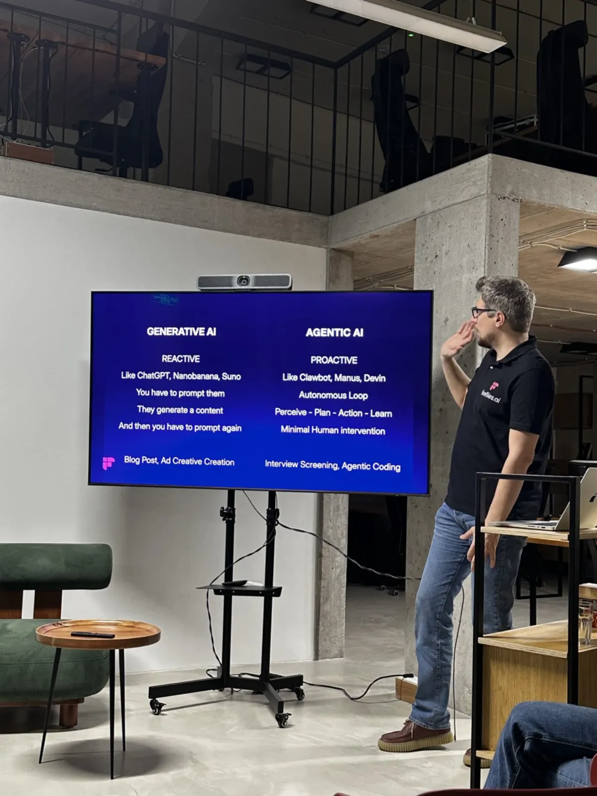 Presentation slide comparing Generative AI (reactive, prompt-based) with Agentic AI (proactive, autonomous loop) at the Budapest meetup